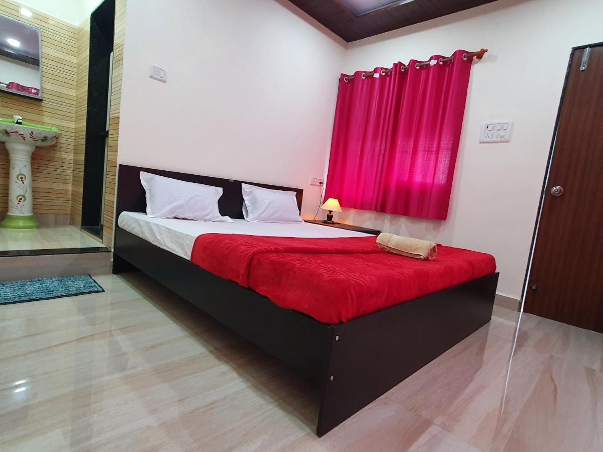 Serina House Mālvan Kültér fotó