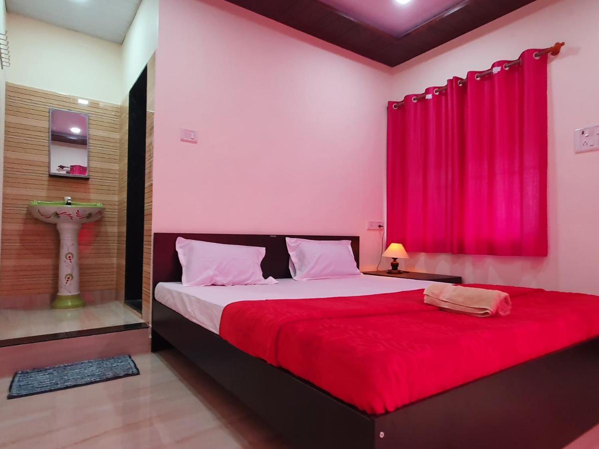 Serina House Mālvan Kültér fotó
