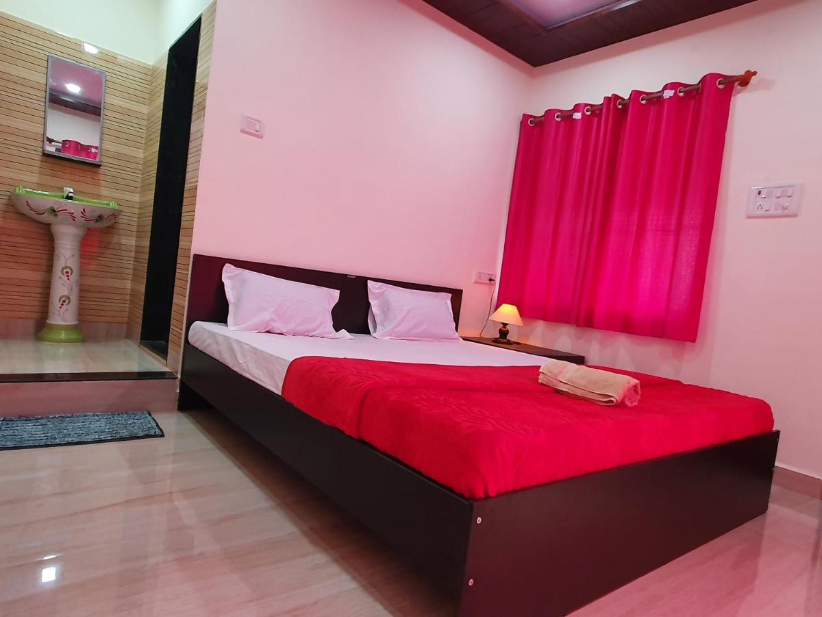 Serina House Mālvan Kültér fotó